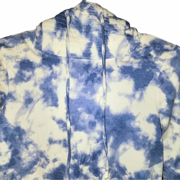 Blue & White Funnel Neck Tye Dye Hoodie by True Craft - Ladies Small - Picture 2 of 7